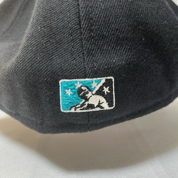 Wichita Wranglers Hat Baseball Cap Fitted 7 3/4 New Era Vintage 90s MiLB Black - Picture 2 of 7